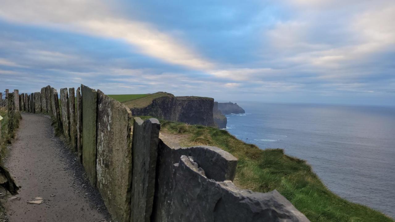 Moher Lodge Liscannor Εξωτερικό φωτογραφία